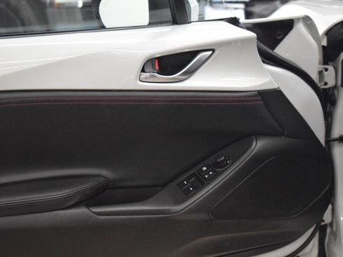 Used 2018 MAZDA MX-5 Miata RF Grand Touring image 24