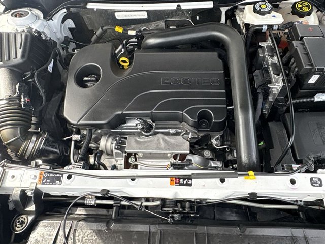 Certified 2024 GMC Terrain SLE FWD image 28