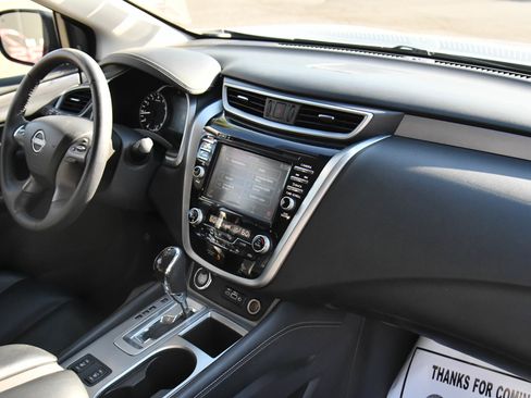 Used 2023 Nissan Murano SV image 42