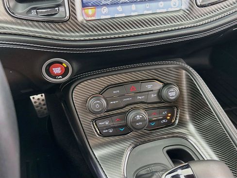 Used 2022 Dodge Challenger SRT Hellcat RWD image 21