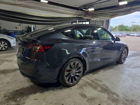 Used 2024 Tesla Model Y Performance AWD/4WD image 4