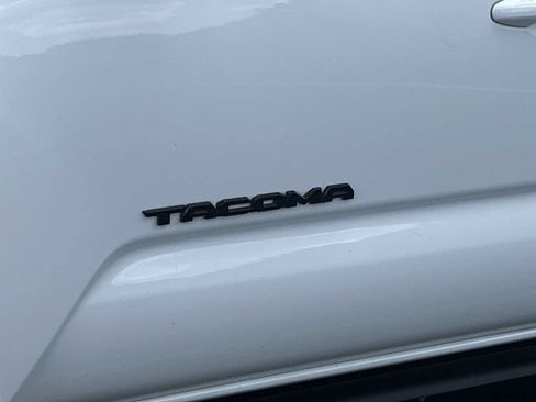 Used 2023 Toyota Tacoma SR5 w/ Technology Package AWD/4WD image 23