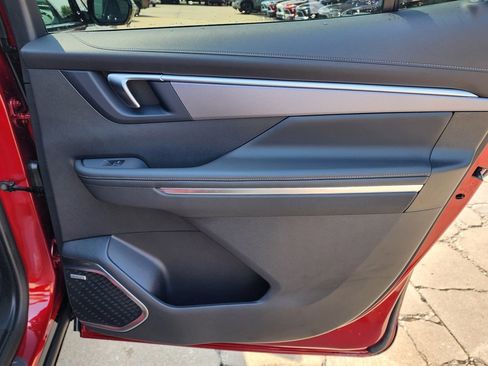 New 2026 Buick Enclave Sport Touring w/ Super Cruise Package image 43