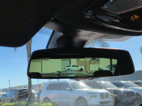 Certified 2023 BMW 530i w/ Premium Package image 27