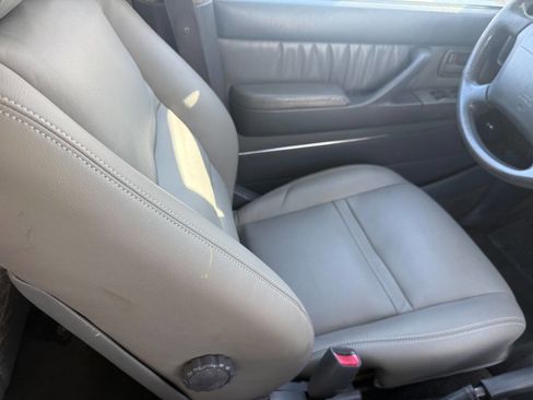 Used 1996 Toyota Land Cruiser image 51