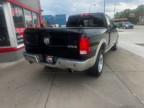 Used 2010 Dodge Ram 1500 Truck Laramie AWD/4WD image 5