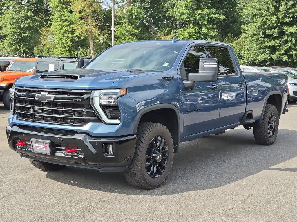 Used 2026 Chevrolet Silverado 3500 LTZ w/ Trail Boss Package AWD/4WD image 3