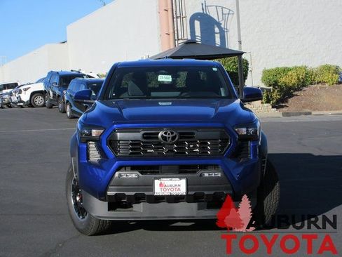 New 2025 Toyota Tacoma TRD Off-Road image 12
