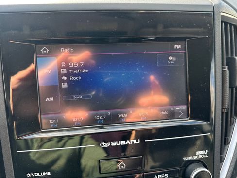 Used 2020 Subaru Impreza Sedan image 12