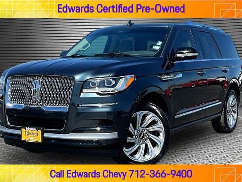Used 2024 Lincoln Navigator Premiere AWD/4WD image 1
