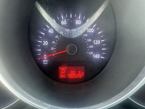 Used 2013 Kia Soul + FWD image 16