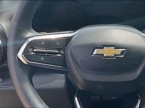 Used 2026 Chevrolet Equinox LT FWD image 15