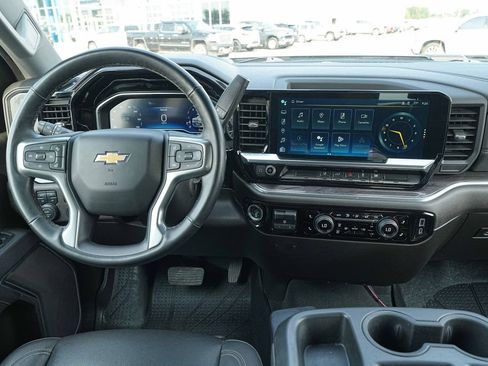 Used 2024 Chevrolet Silverado 3500 LTZ AWD/4WD image 30