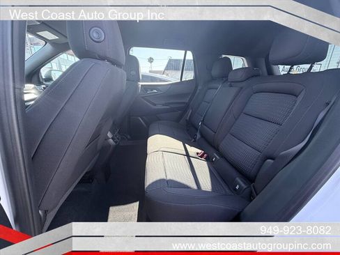 Used 2026 Chevrolet Equinox LT FWD image 10