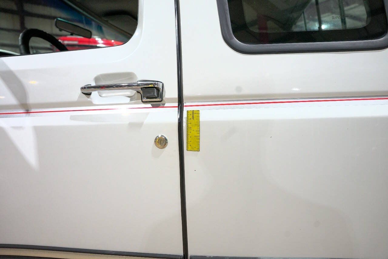Used 1993 Ford F250 4x4 SuperCab image 30