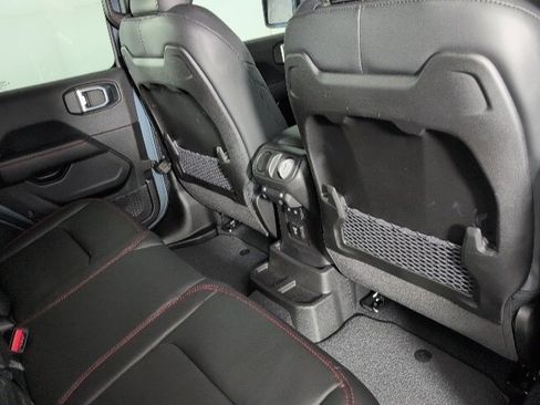 New 2026 Jeep Wrangler Rubicon w/ Steel Bumper Group image 10
