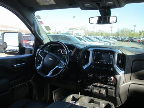Used 2022 Chevrolet Silverado 3500 LT w/ Convenience Package image 22