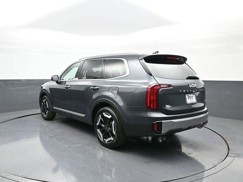 Used 2024 Kia Telluride S w/ S Sunroof Package image 8