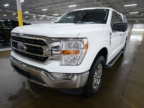Used 2022 Ford F150 XLT w/ Equipment Group 301A Mid image 12