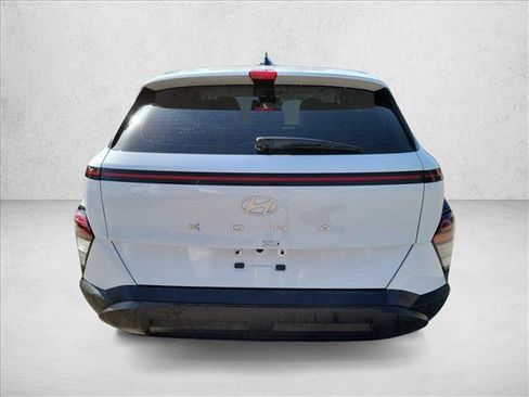 Used 2025 Hyundai Kona SE FWD image 6