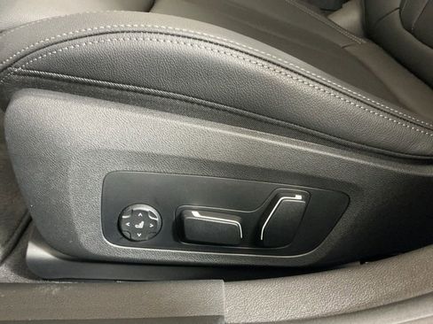 Certified 2025 BMW i4 eDrive40 w/ M Sport Package image 21