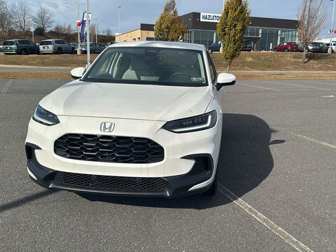 New 2026 Honda HR-V LX image 14