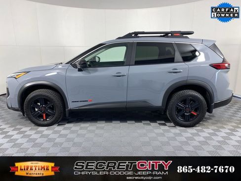 Used 2025 Nissan Rogue SV w/ Rock Creek Premium Package image 4