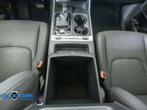 Used 2026 Kia Carnival SX Prestige FWD image 32