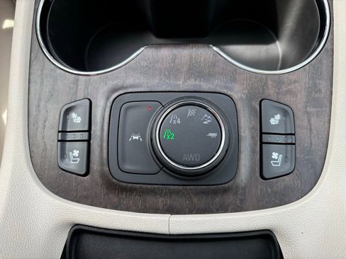 Used 2023 GMC Acadia Denali w/ Denali Technology Package image 34