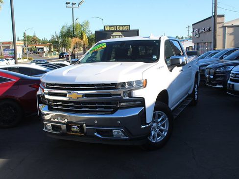 Used 2019 Chevrolet Silverado 1500 LTZ w/ LTZ Plus Package AWD/4WD image 40