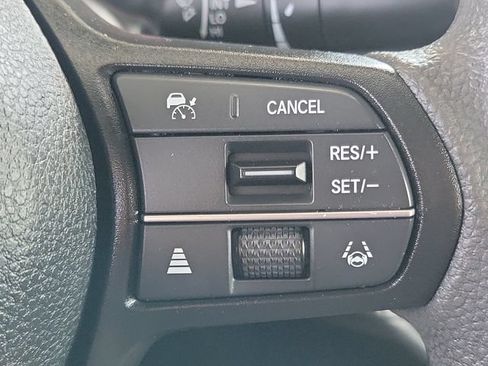 Used 2023 Honda Accord EX image 9