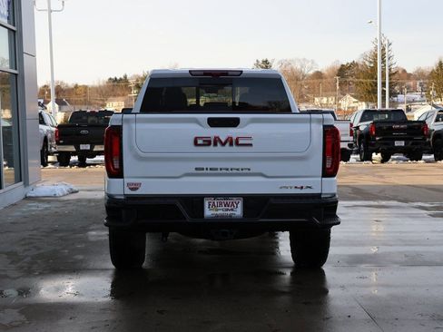 New 2025 GMC Sierra 1500 AT4X image 9