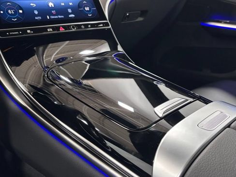Certified 2025 Mercedes-Benz GLC 300 4MATIC image 15
