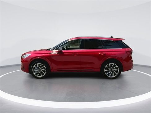 New 2024 Lincoln Corsair Grand Touring w/ Equipment Group 302A image 5