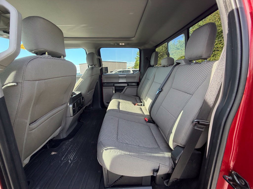 Used 2020 Ford F350 XLT w/ XLT Premium Package AWD/4WD image 4