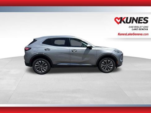 Used 2024 Buick Envision Preferred AWD/4WD image 3