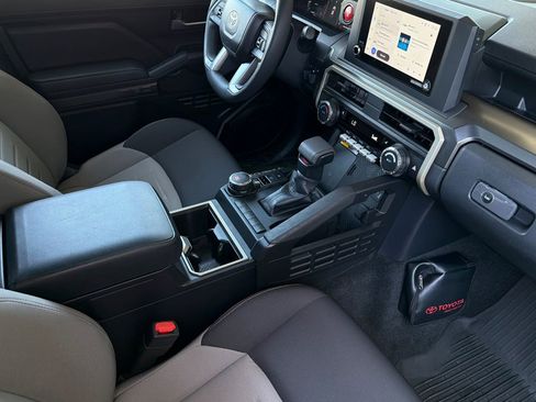 Used 2025 Toyota Tacoma TRD Sport w/ TRD Sport Upgrade Package AWD/4WD image 17