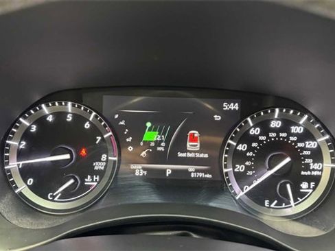 Used 2020 Toyota Highlander XLE image 31