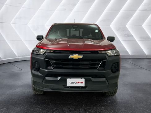 Used 2024 Chevrolet Colorado W/T w/ WT Convenience Package RWD image 2