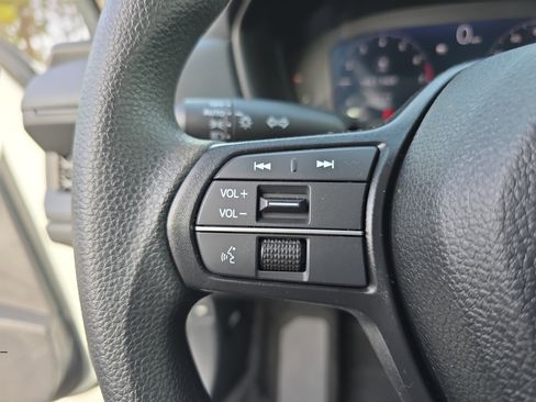 Certified 2025 Honda Accord LX image 16