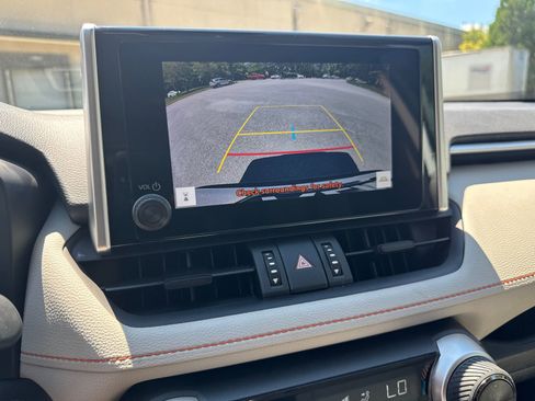 Used 2024 Toyota RAV4 Adventure image 28