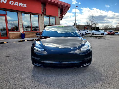 Used 2018 Tesla Model 3 Long Range image 2