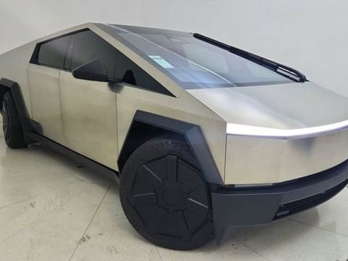 Used 2024 Tesla Cybertruck Cyberbeast image 81