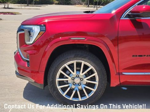 New 2027 GMC Terrain Denali w/ LPO, Black Badging Package AWD/4WD image 5