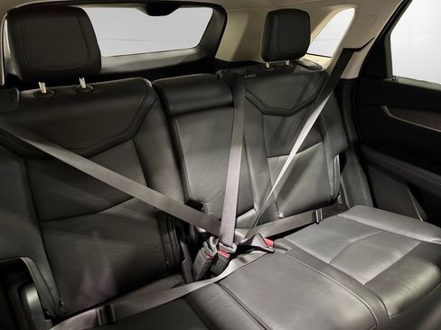 Used 2019 Cadillac XT5 Luxury image 17