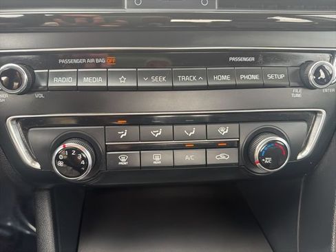 Used 2020 Kia Optima SE FWD image 17