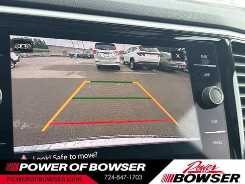 Used 2022 Volkswagen Atlas SEL AWD/4WD image 18