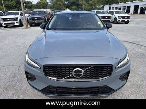 Used 2024 Volvo S60 B5 Plus FWD image 2