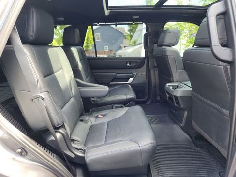 Certified 2024 Toyota Sequoia Platinum AWD/4WD image 31