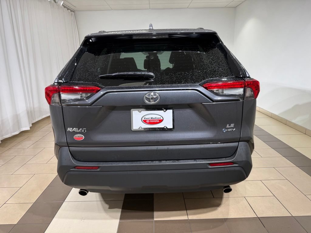 Certified 2025 Toyota RAV4 LE AWD/4WD image 5